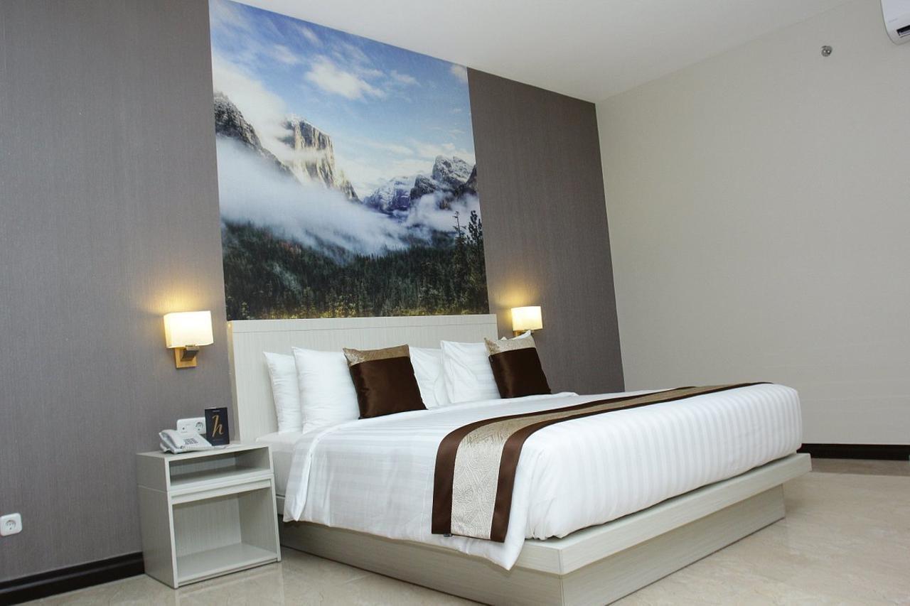 Hotel @Hom Premiere By Horison Abepura Jayapura Exterior foto